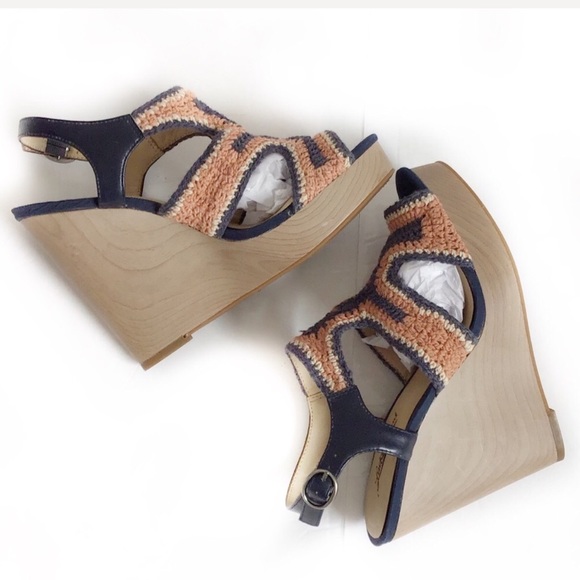 Lucky Brand-Riverr Crocheted Platform Wedge Sandal - Picture 6 of 8